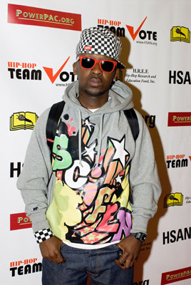 Illustration for article titled Stars, T-Shirts Come Out To (Hip) Hop The Vote